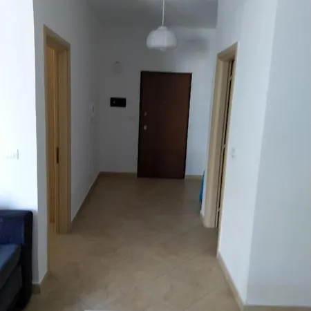 Butrinti Sea View Apartament *